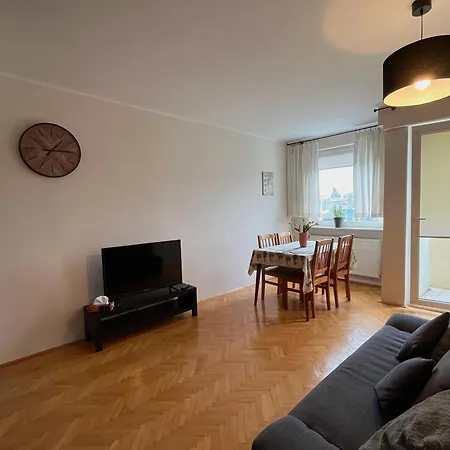 Apartament Okrzei 아파트